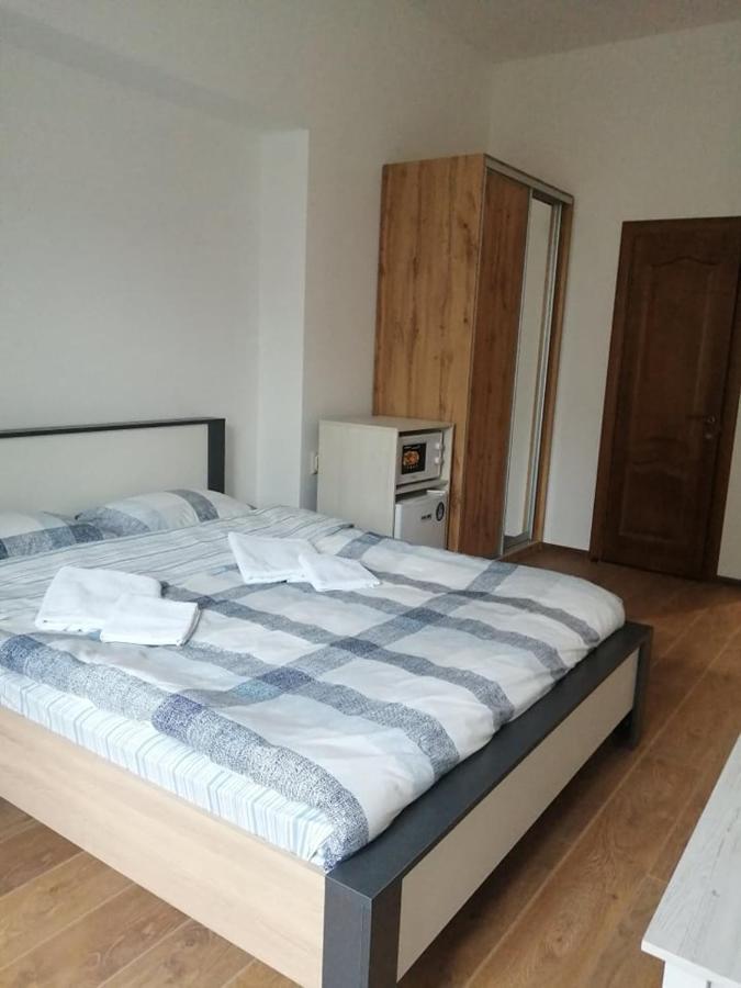 Mій Київ Aparthotel Buitenkant foto