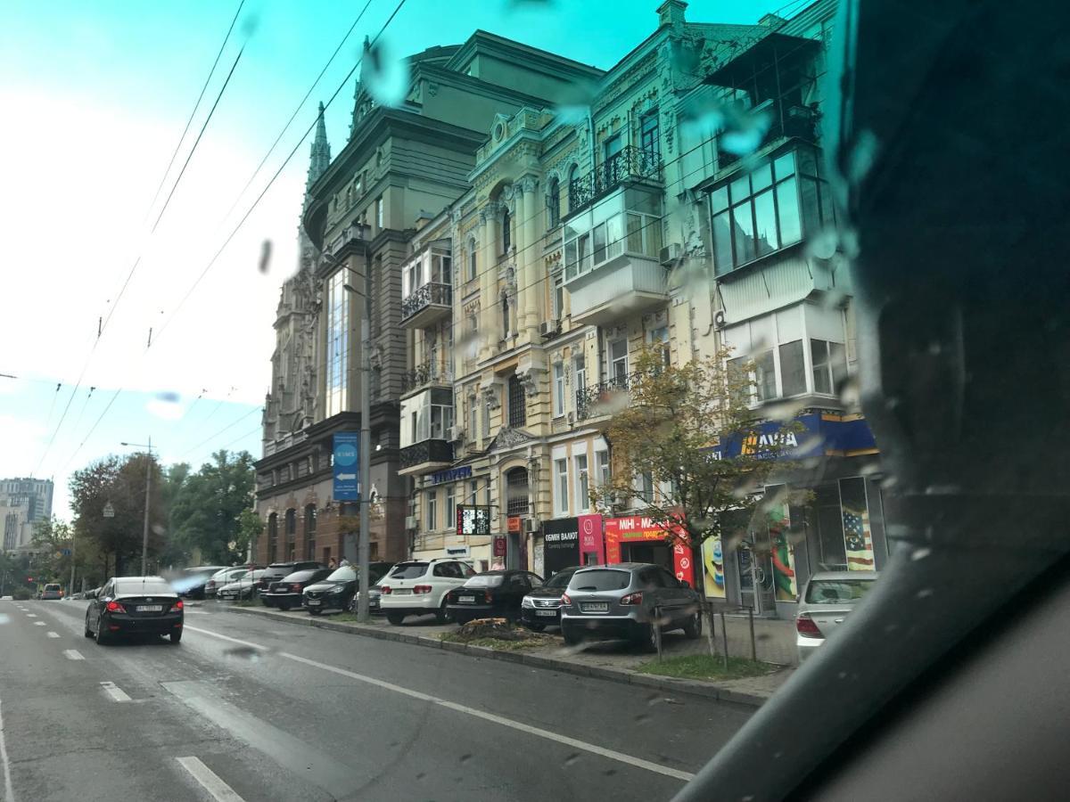 Mій Київ Aparthotel Buitenkant foto